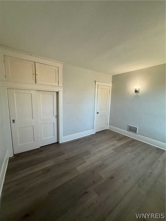 Photo - 301 Crestwood Ave