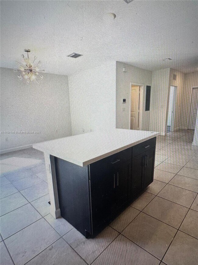Photo - 2418 SE 10th St