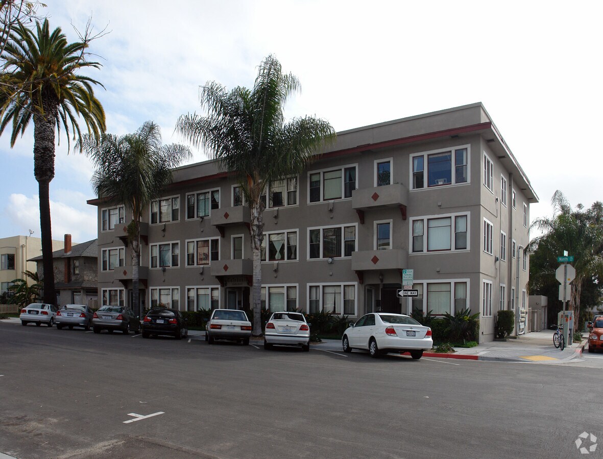 Caledonia - Caledonia Apartments