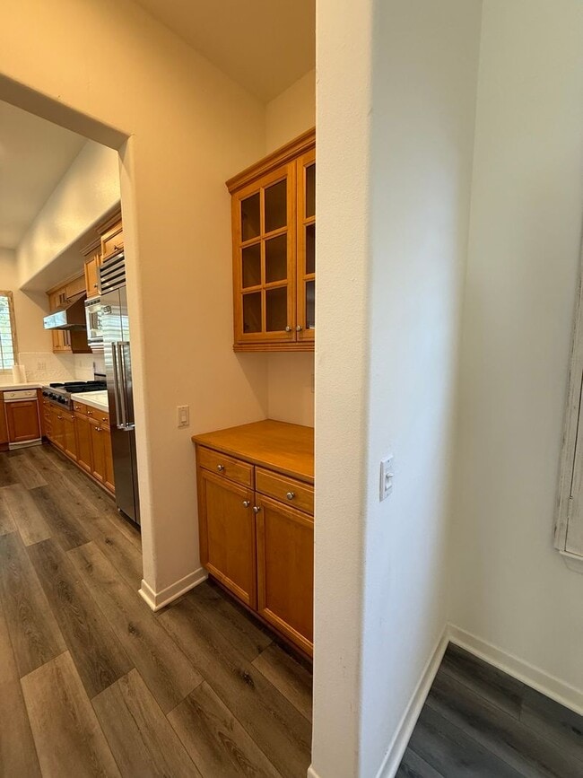 Photo - 4 bed, 3 1/2 bath beautiful home Wood Ranch home