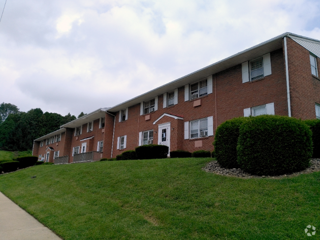 Building Photo - 22 Orchard Hills Dr Unit D Rental