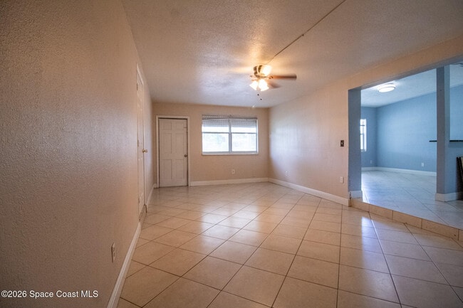 Photo - 1890 Cedarwood Dr