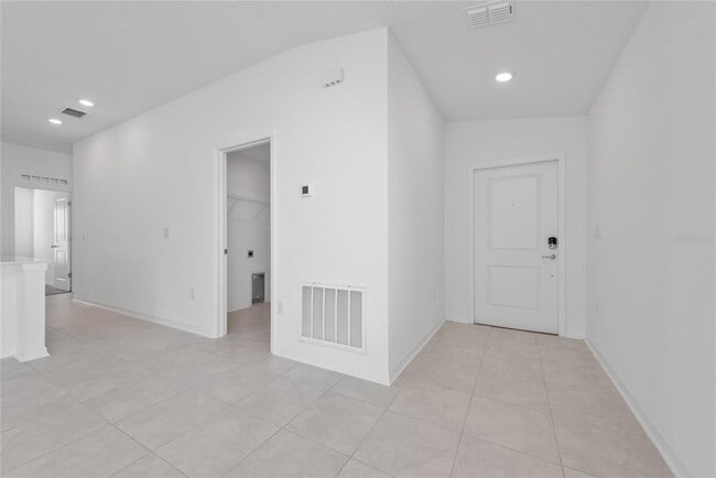 Photo - 338 Rustic Rail Dr