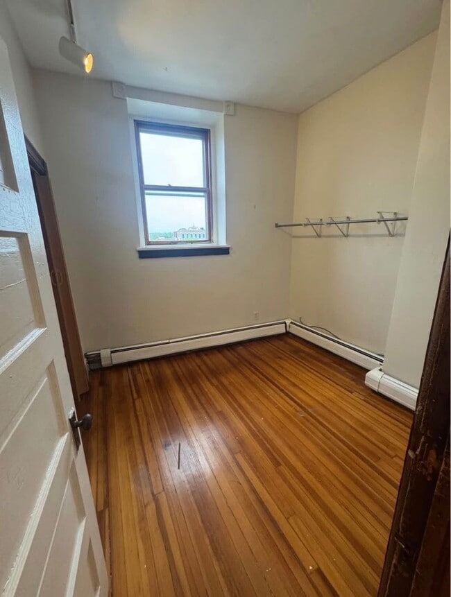 Photo - 2156 5th Ave Unit Apt 3F/4