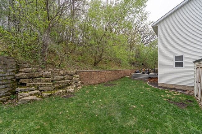 Photo - Spacious Home With Finished Basement And 3 Car Garage