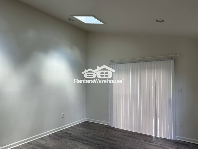 Photo - 1503 Cox St House