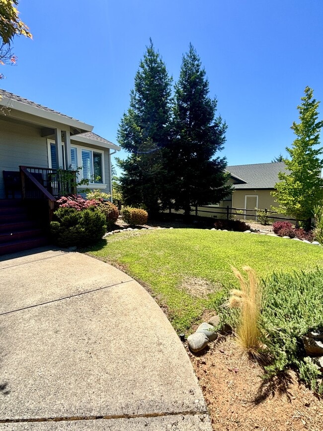 Photo - 901 Morgan Ranch Dr