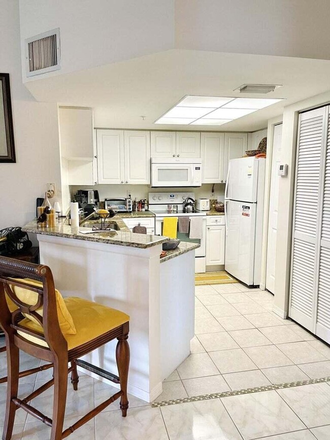 Photo - 300 Crestwood Ct N Unit 309