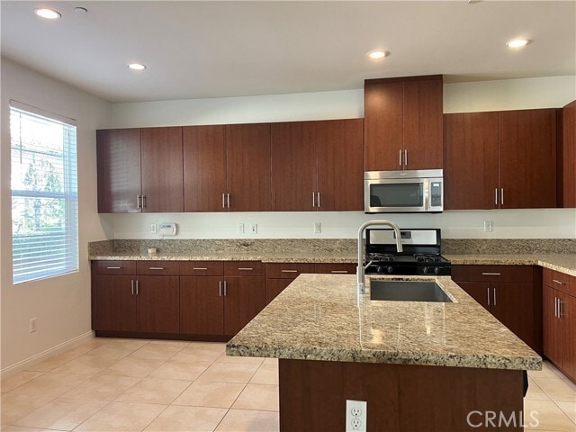 Photo - 905 N Purple Sage Dr Unit F