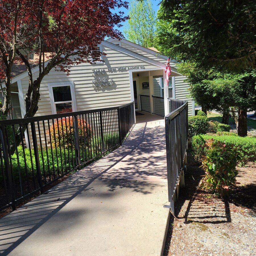Photo - Jackson Hills