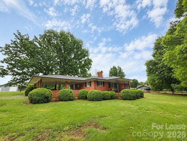 Photo - 2590 Otis Dellinger Rd