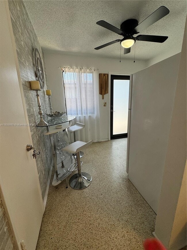 Photo - 2723 SW 31st Ct Unit 2
