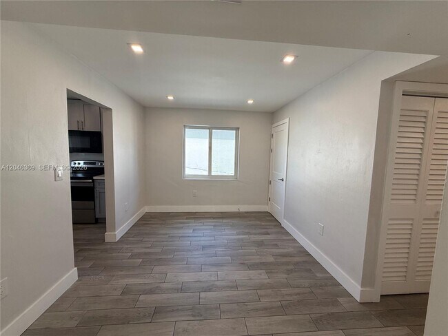 837 SE 12th St Unidad 837
