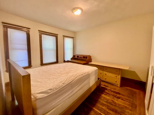 Photo - 42 Bromfield Rd