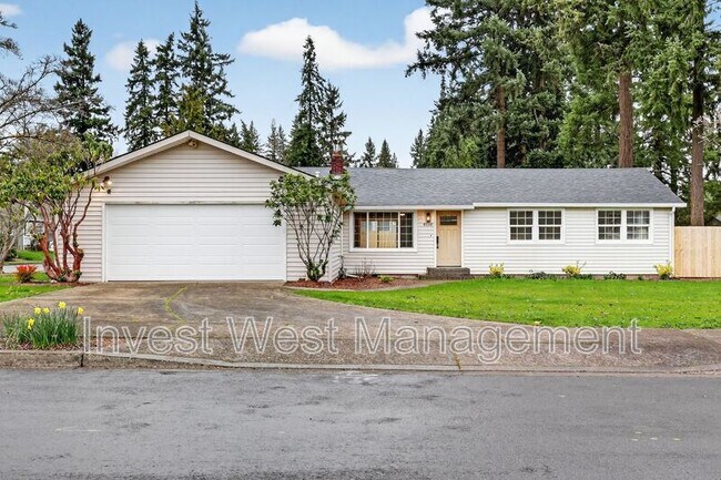 Photo - 8808 NE 33rd St