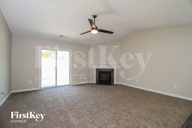 Photo - 6413 Bentbrush St