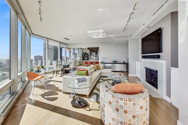 Photo - 340 E Randolph St Unit 4901