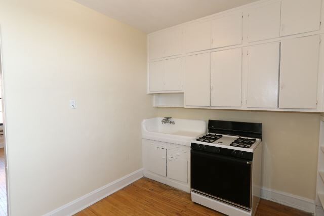 Photo - 4337 N Wolcott Ave Unit B4