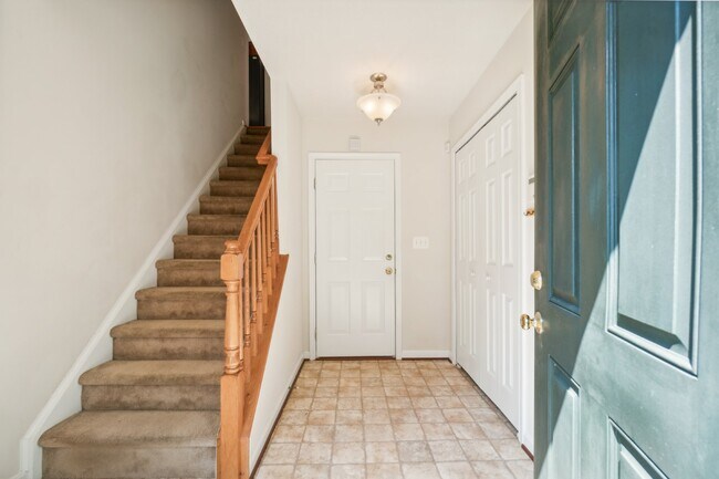 Photo - Stunning end-unit townhouse in the highly ...