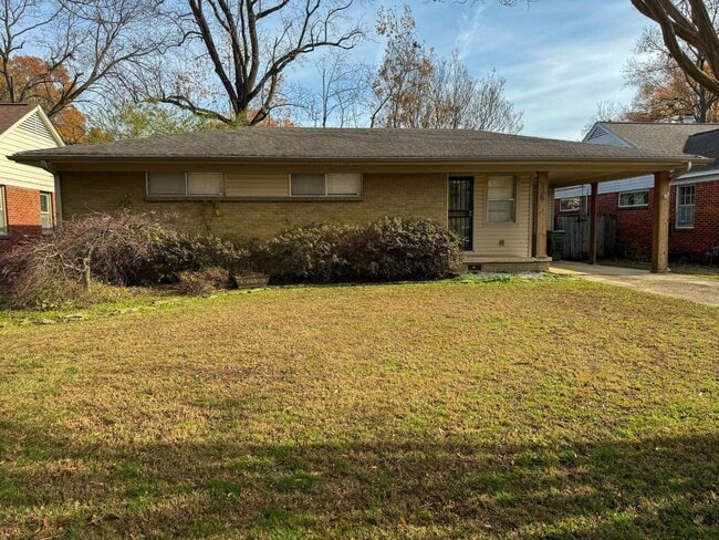 Building Photo - 296 N Yates Rd