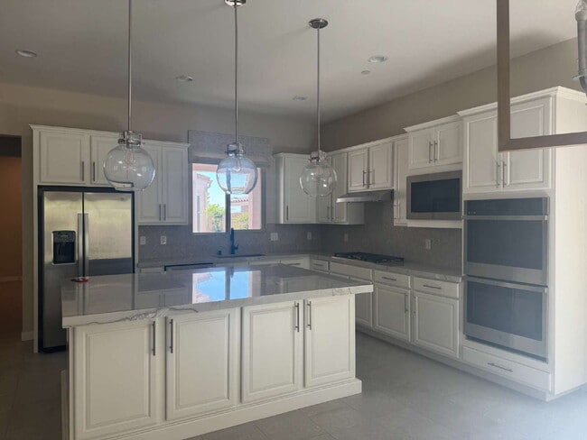 Photo - 11659 Falcon Gorge Ave