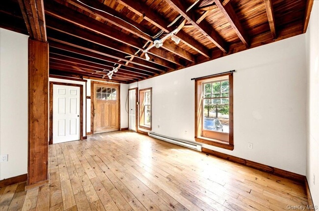 Photo - 175 Goldens Bridge Rd Unit 1