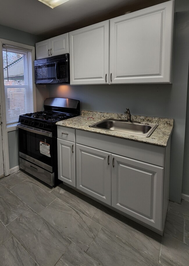 Photo - 364 Oakland St