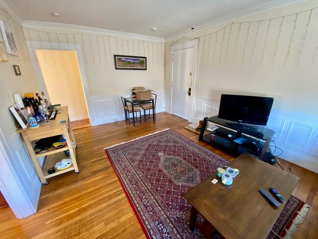 Photo - 1496 Commonwealth Ave Unidad 6