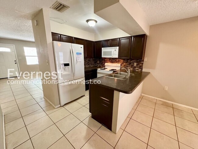 Photo - 1059 Spirit Lake Rd