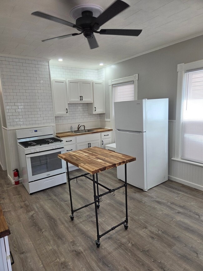 Photo - 58 Rensselaer Ave Unit First Floor