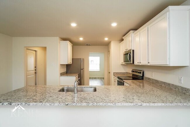 Photo - 2822 Citron Garden