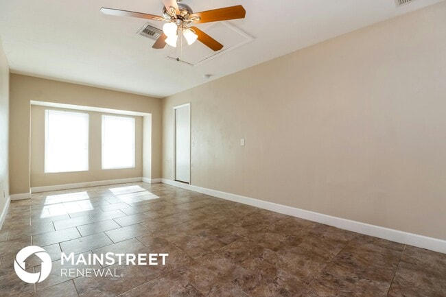Building Photo - 18689 Miami Blvd Rental