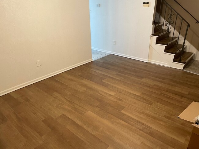 Photo - 1635 Newport Pl Unit 11