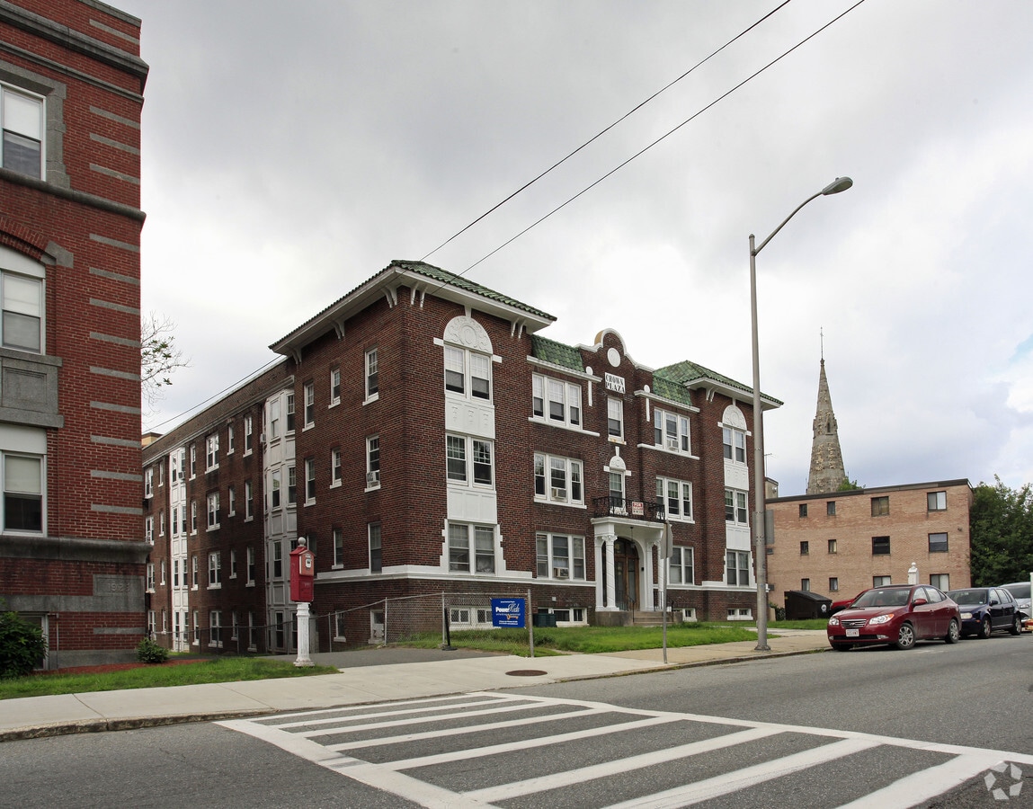Photo - Crown Plaza Apartamentos