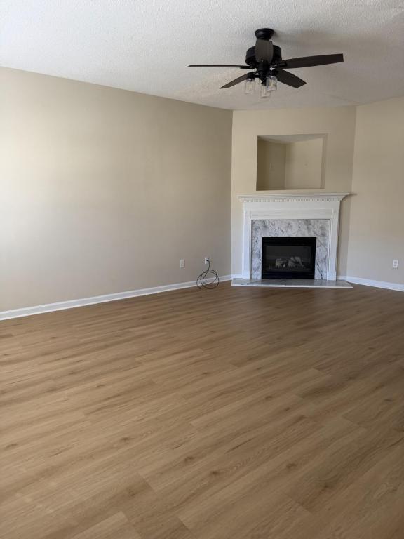 Photo - 6647 Sunset Park