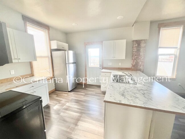 Photo - 600 S Montana St Unit Upstairs