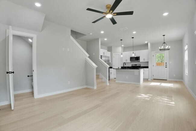 Photo - 525 Dakota St Unit 102