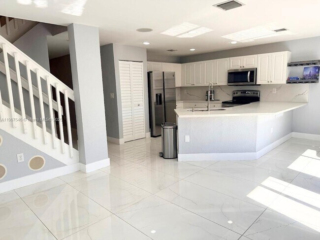 Photo - 11612 NW 51st Terrace