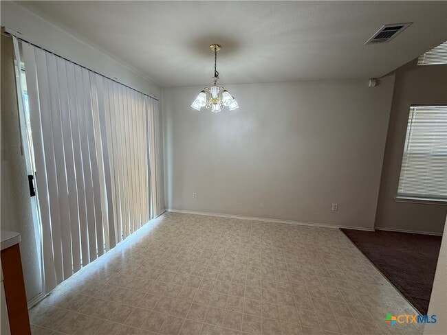 Photo - 1205 Saddle Dr