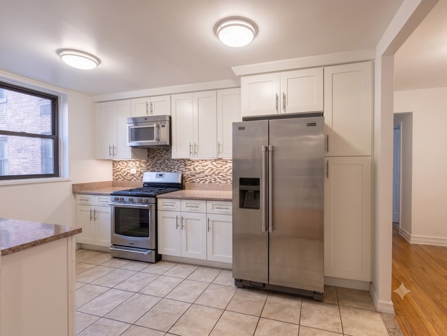 Building Photo - Wetherole Plaza Condo Unit Wetherole Plaza Condo 2Y
