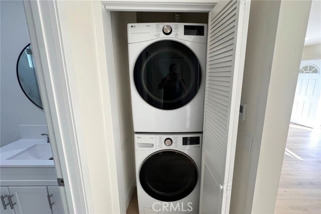 Photo - 6705 Denny Ave