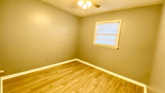 Photo - 2448 E 30th St