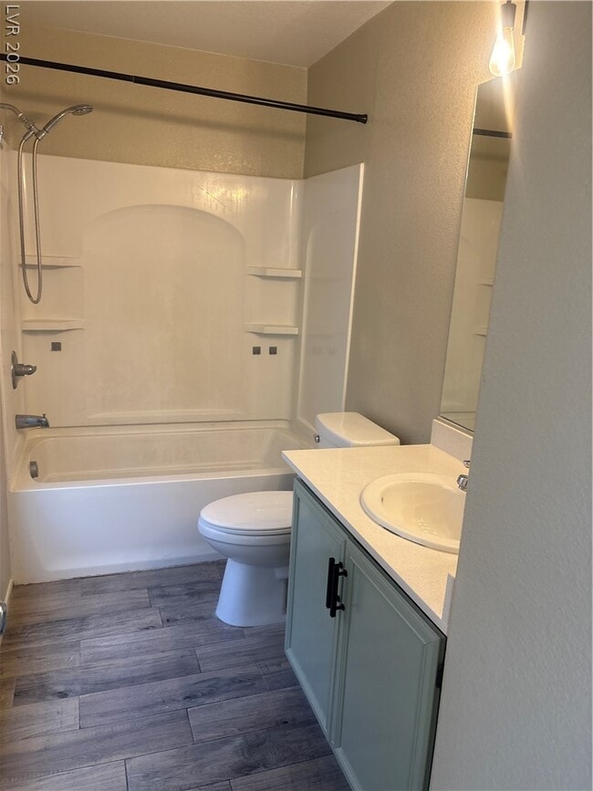 Photo - 575 Primrose Hill Ave