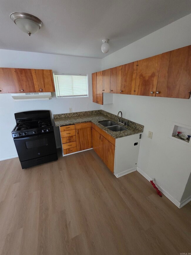 Photo - 4 N Meadowcliff Dr