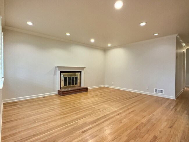 Photo - 3BD/2BA - Charming Home in Sunnyvale with Spacious Backyard