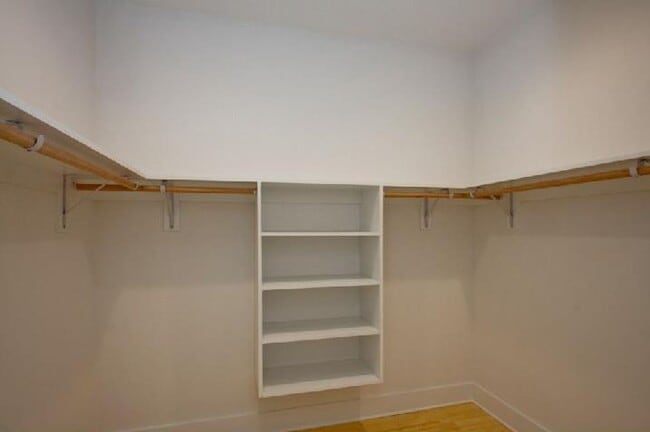 Photo - Queen Village Townhome with Parking