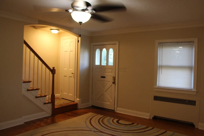 Photo - 707 N Nelson St