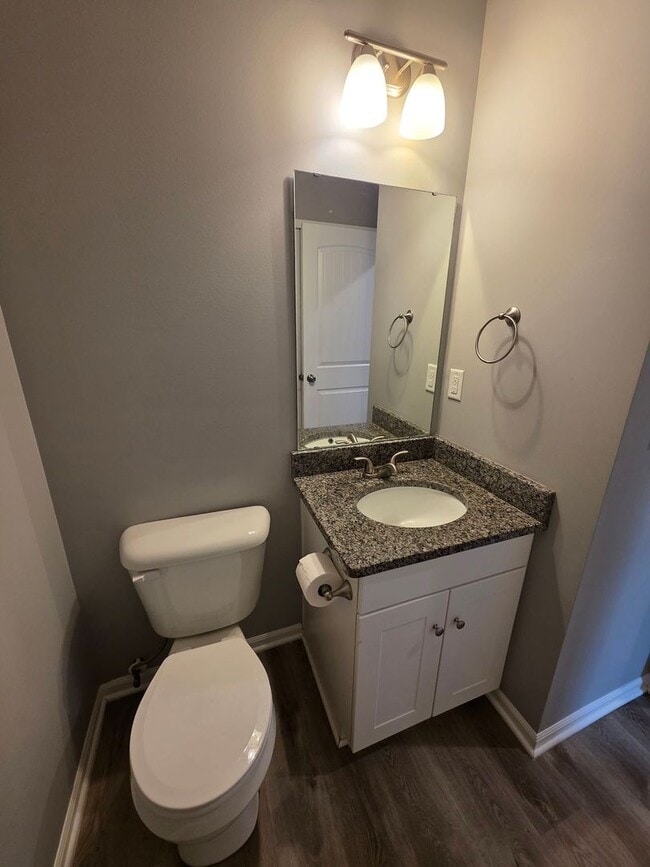Photo - Coming Soon - Spacious 3 Bedroom Townhome with Garage
