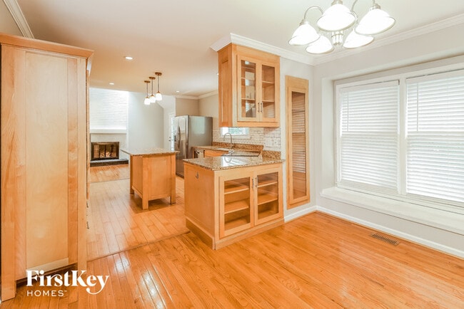 Photo - 2417 Quaker Landing Rd