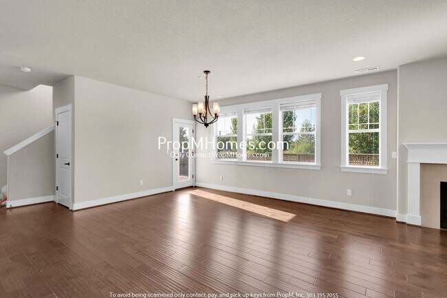 Photo - Luxury Four Bedroom Home in Villebois - Co...